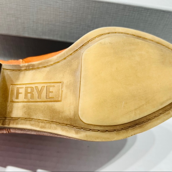 FRYE Ankle Booties Leather upper and inside good preloved condition size 7 M - Picture 9 of 16